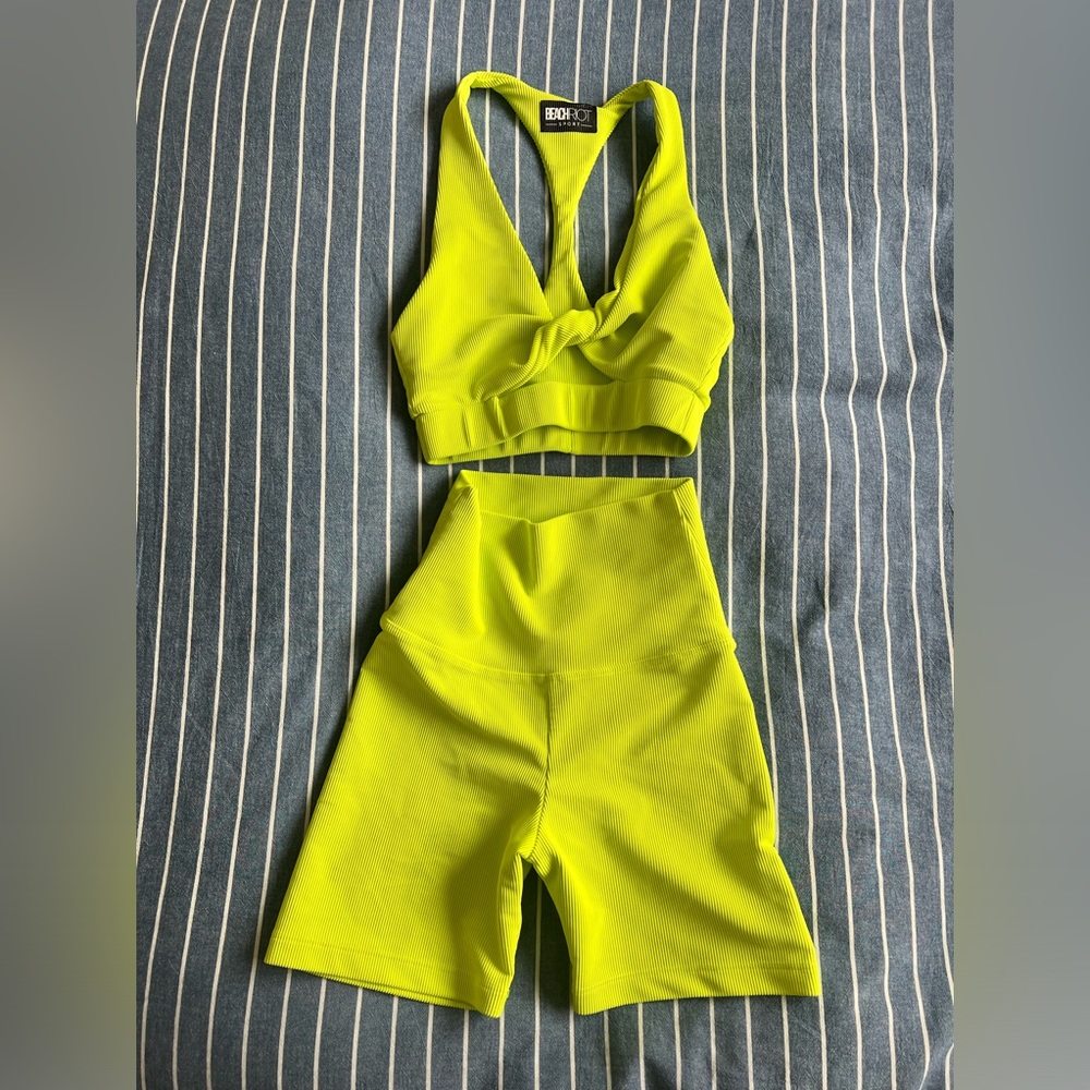 Beach Riot Sport Set Ribbed Mila Bra and Biker Shorts Neon Yellow Small